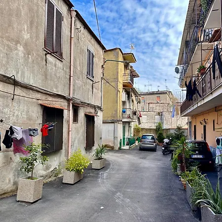 Roila House - Self Checkin Неаполь