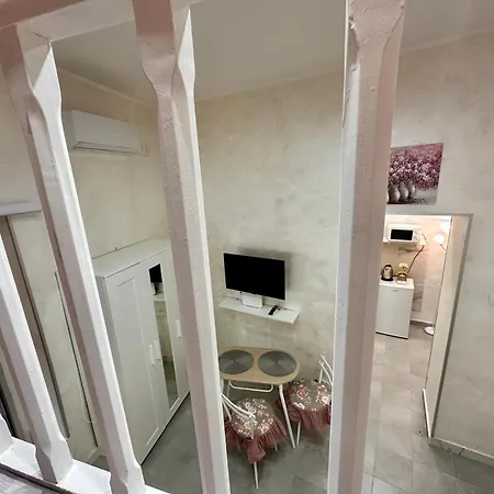 Roila House - Self Checkin * Неаполь